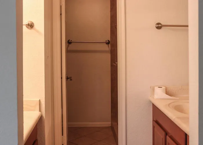 87 Mountain View - Private Bedrooms With Shared Bathroom In Co-living House Phoenix